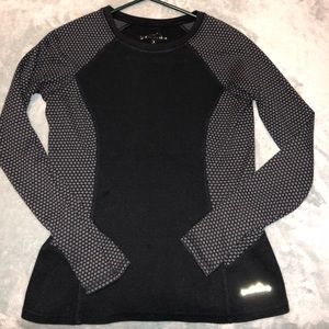 Women’s Eddie Bauer top - size Small